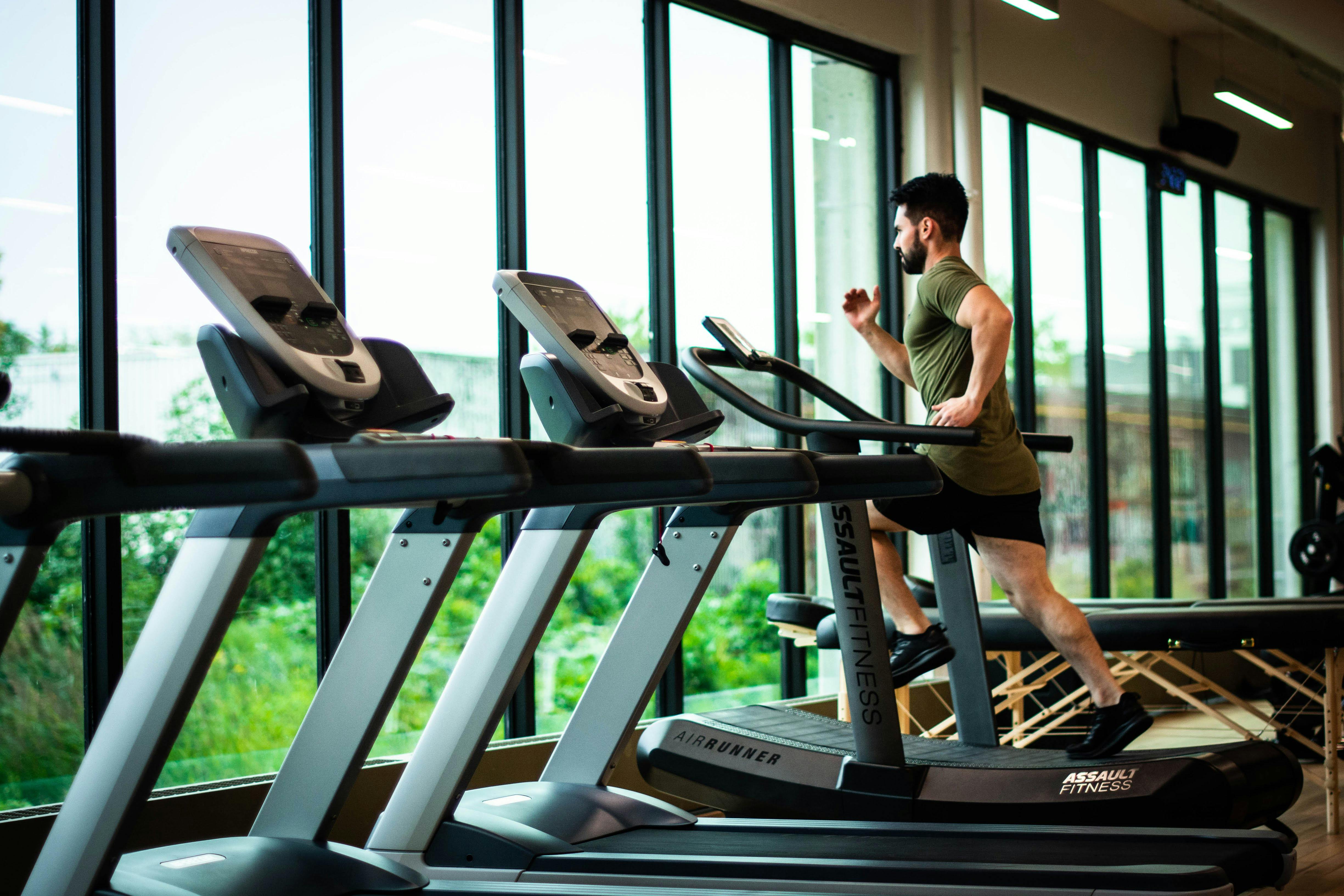 Strength training in gym